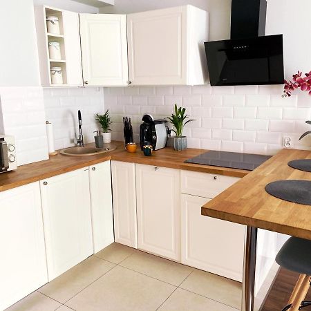 Apartament Na Teczowej Breslavia Esterno foto