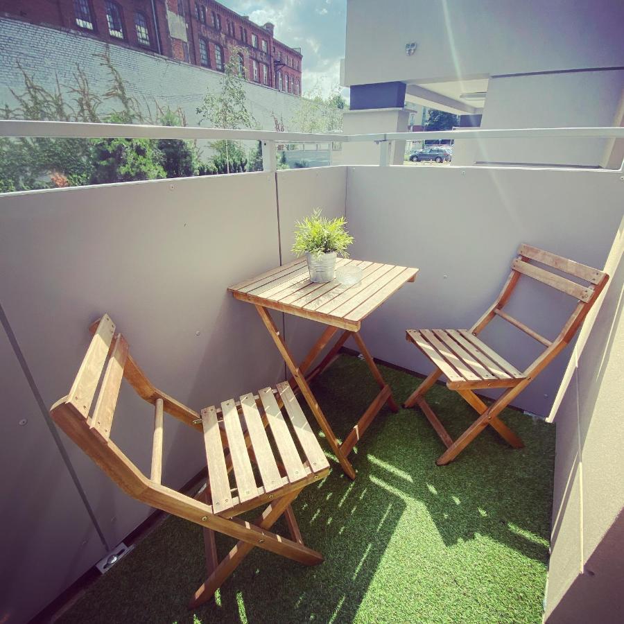 Apartament Na Teczowej Breslavia Esterno foto
