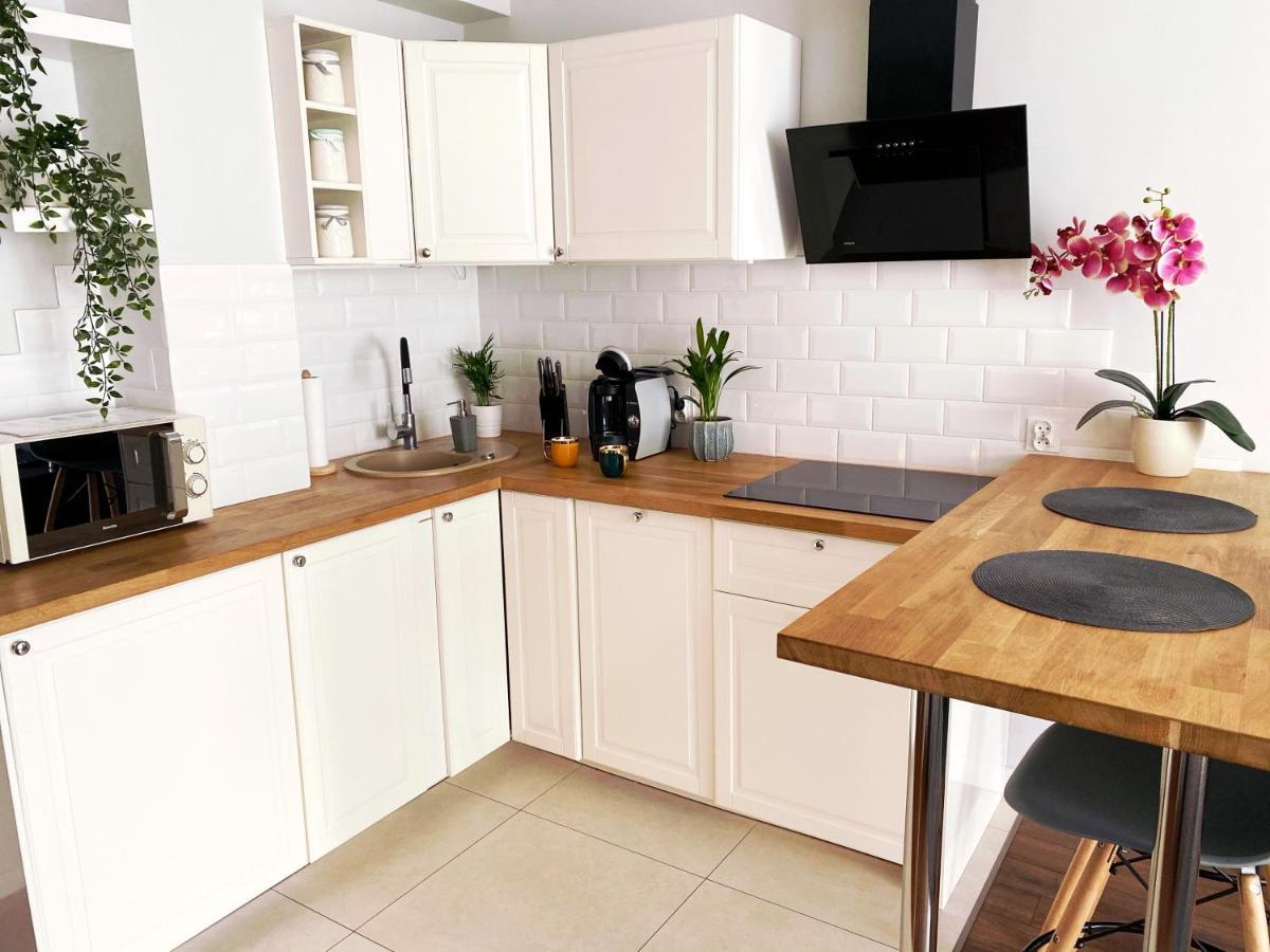 Apartament Na Teczowej Breslavia Esterno foto