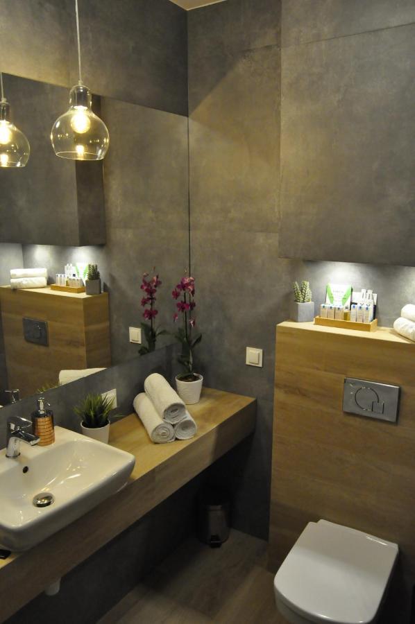 Apartament Na Teczowej Breslavia Esterno foto