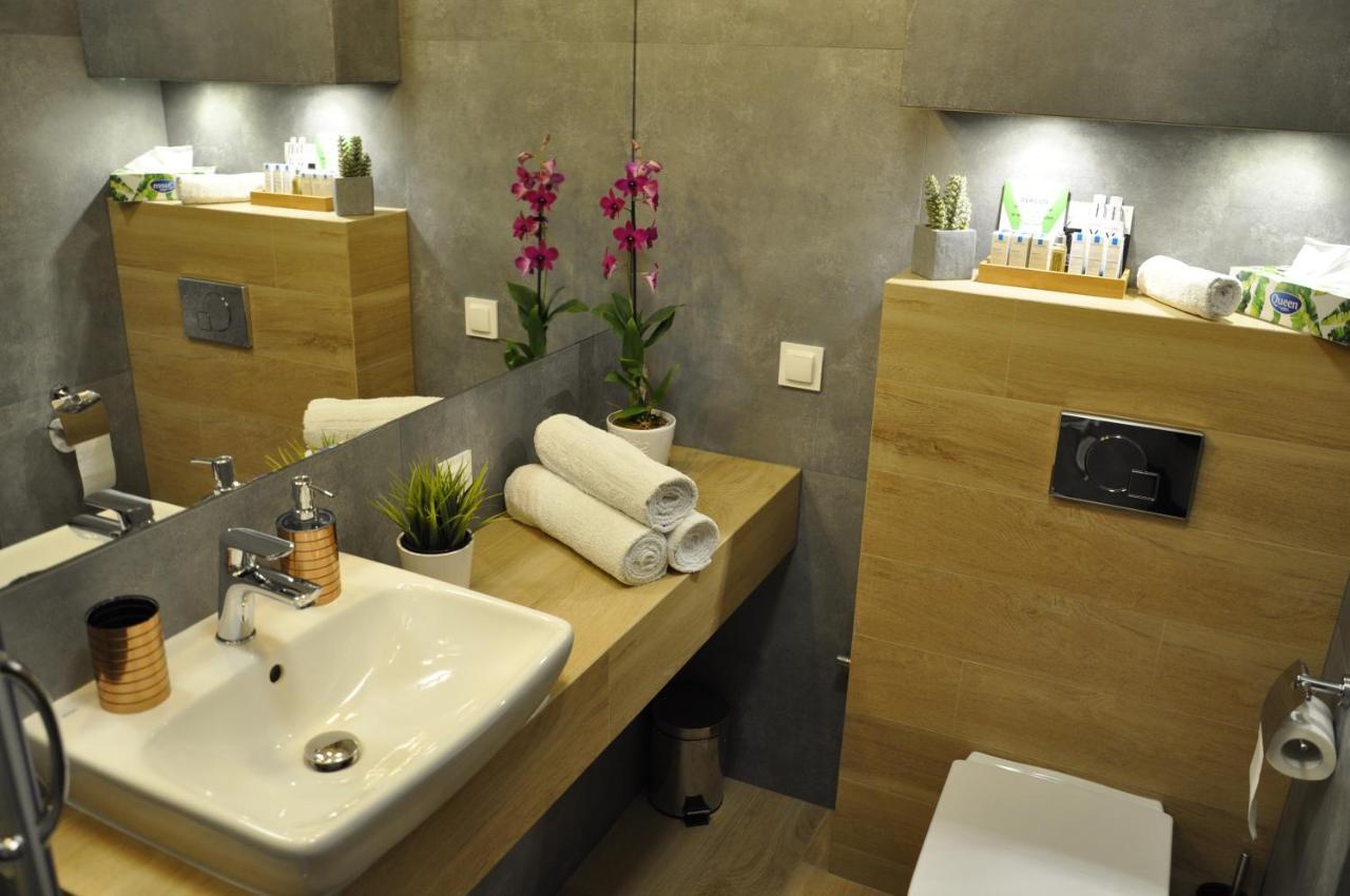 Apartament Na Teczowej Breslavia Esterno foto